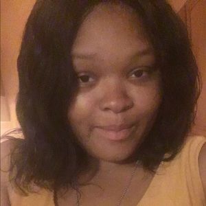 Meet your Posher, Marshae